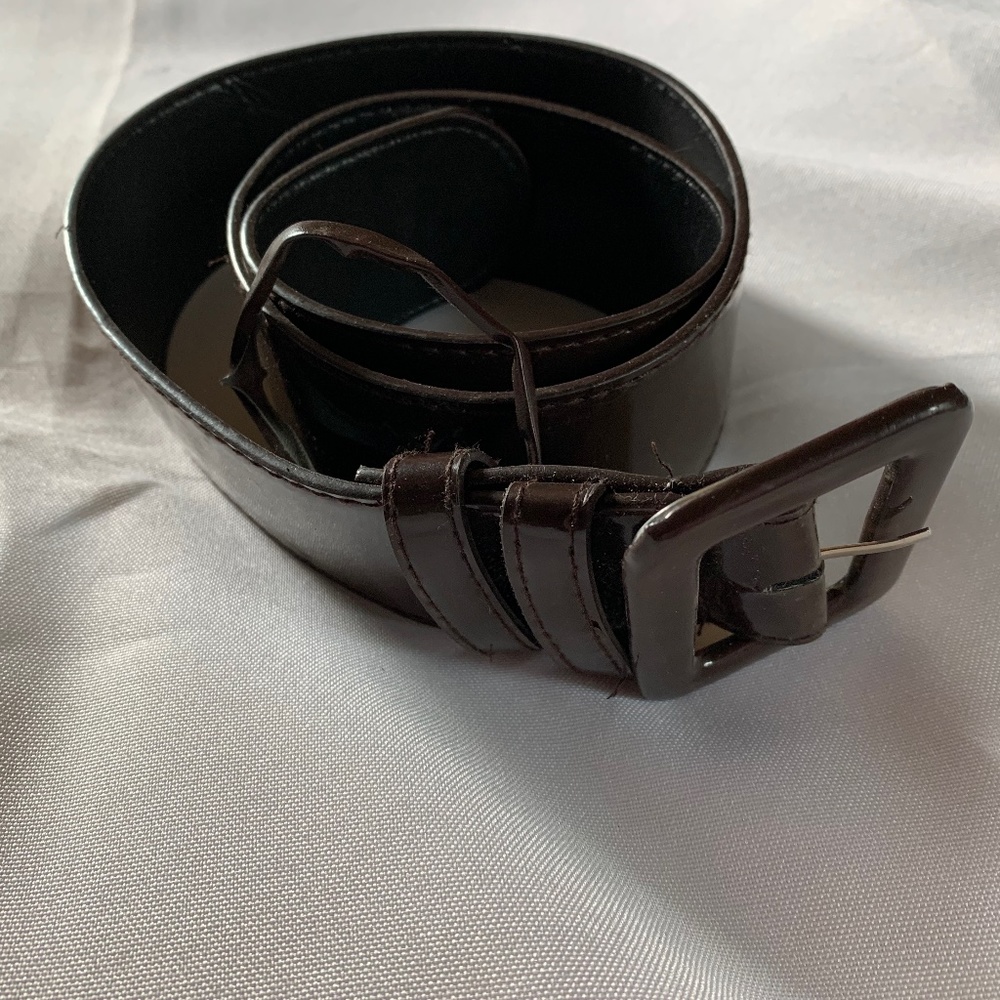 Brown Vinyl Type Belt in Brown with Large Buckle!